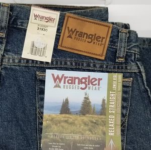 Wrangler Relaxed Straight Fit Jeans